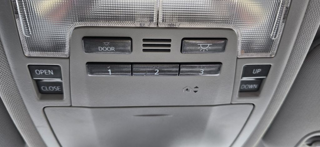 2018 Toyota Highlander Image 46