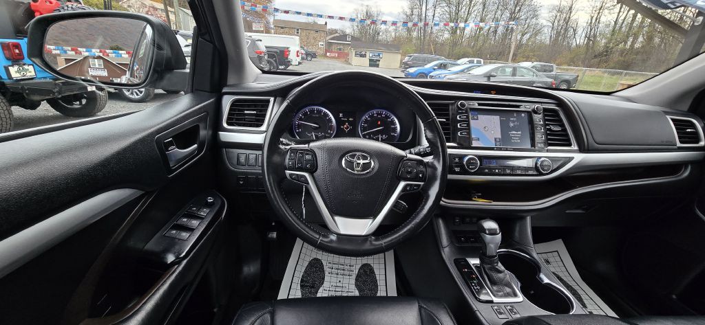 2018 Toyota Highlander Image 57