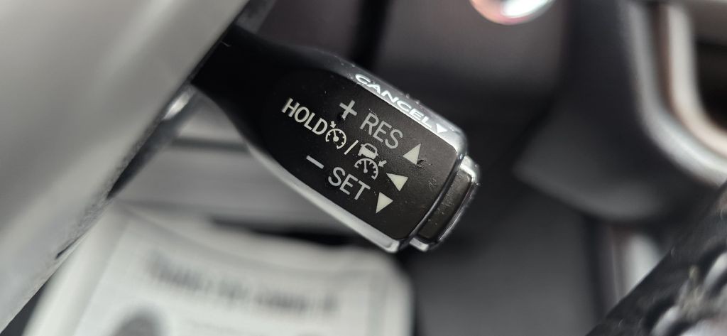 2018 Toyota Highlander Image 63