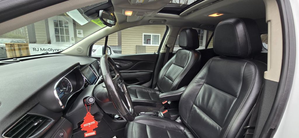 2019 Buick Enclave Image 16