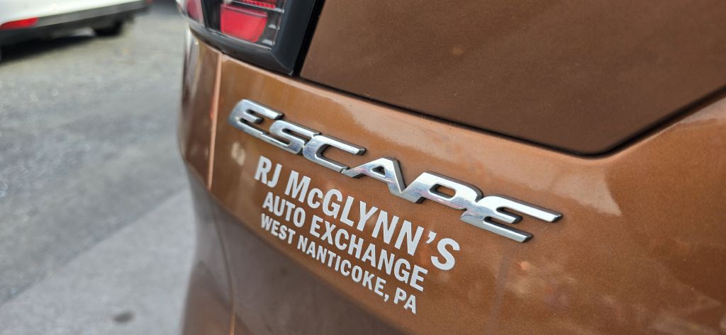2017 Ford Escape Image 9