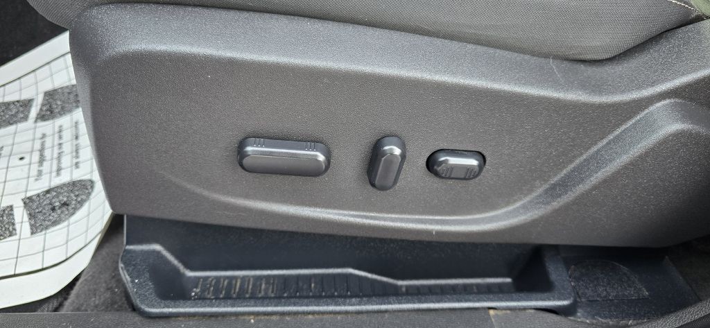 2017 Ford Escape Image 17