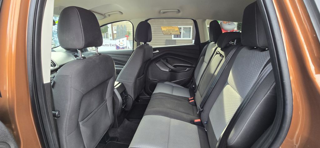 2017 Ford Escape Image 20