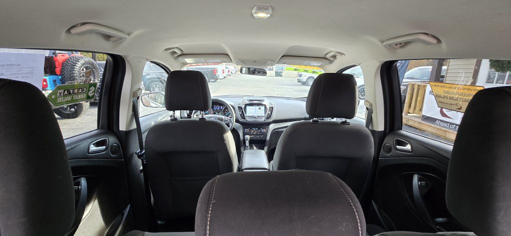 2017 Ford Escape Image 24