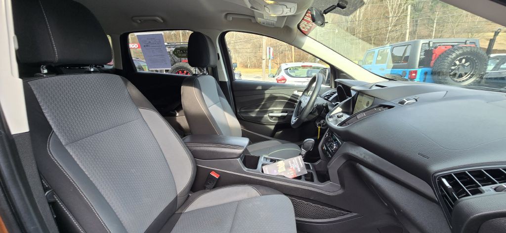 2017 Ford Escape Image 27