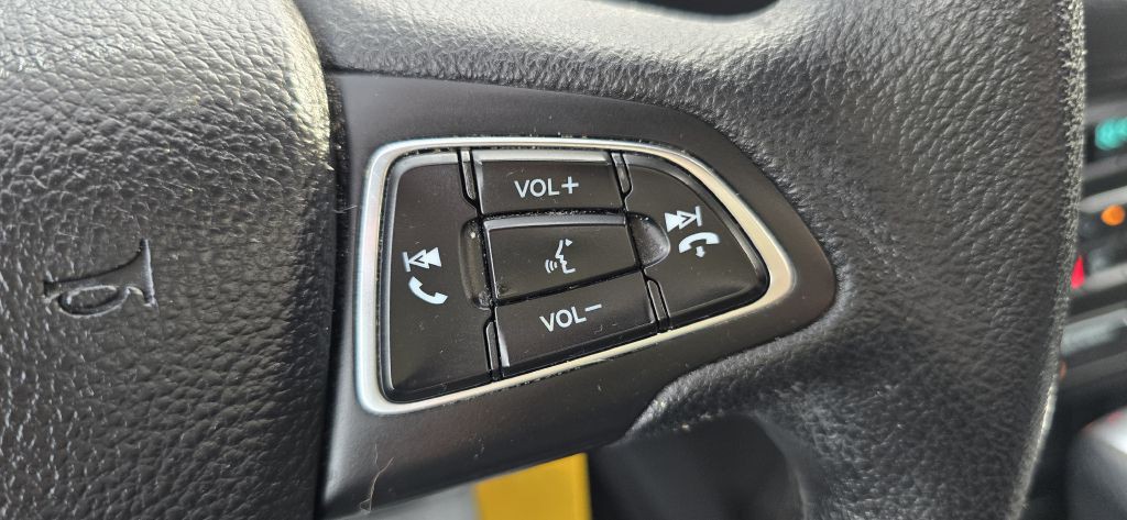 2017 Ford Escape Image 48