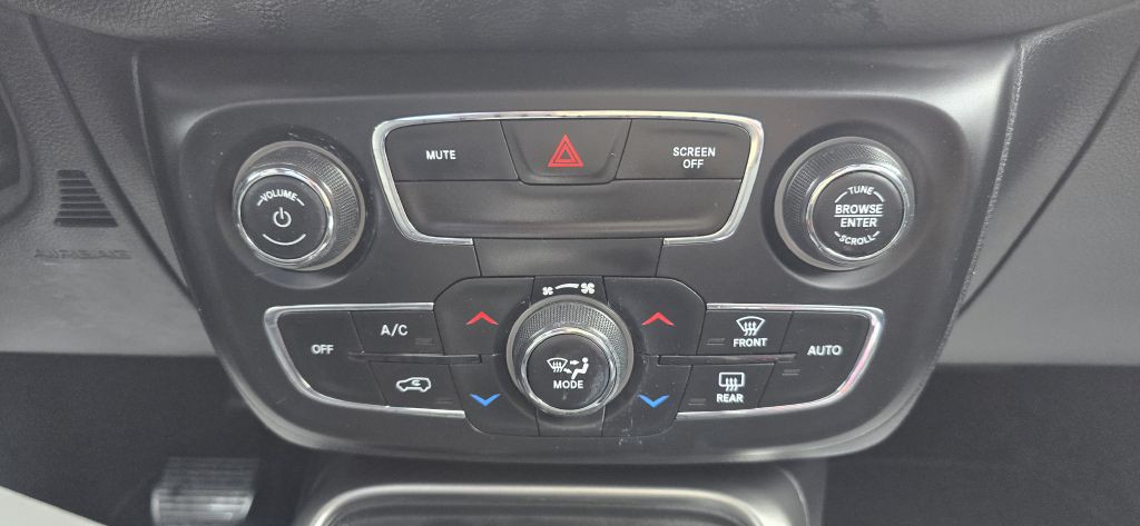 2020 Jeep Compass Image 34