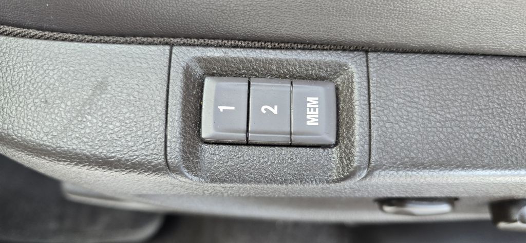 2016 Buick Enclave Image 19