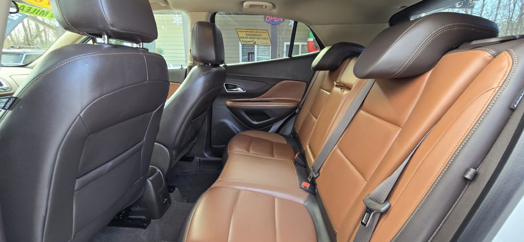 2016 Buick Enclave Image 24