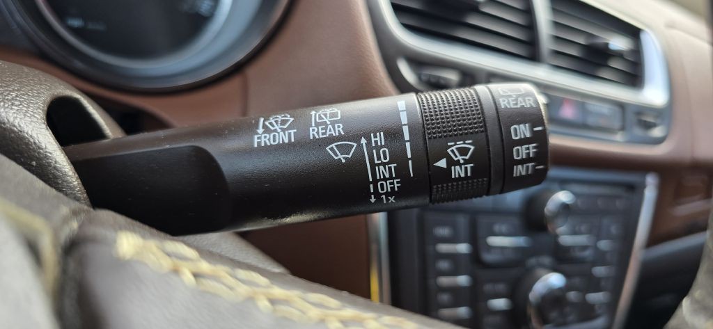 2016 Buick Enclave Image 50