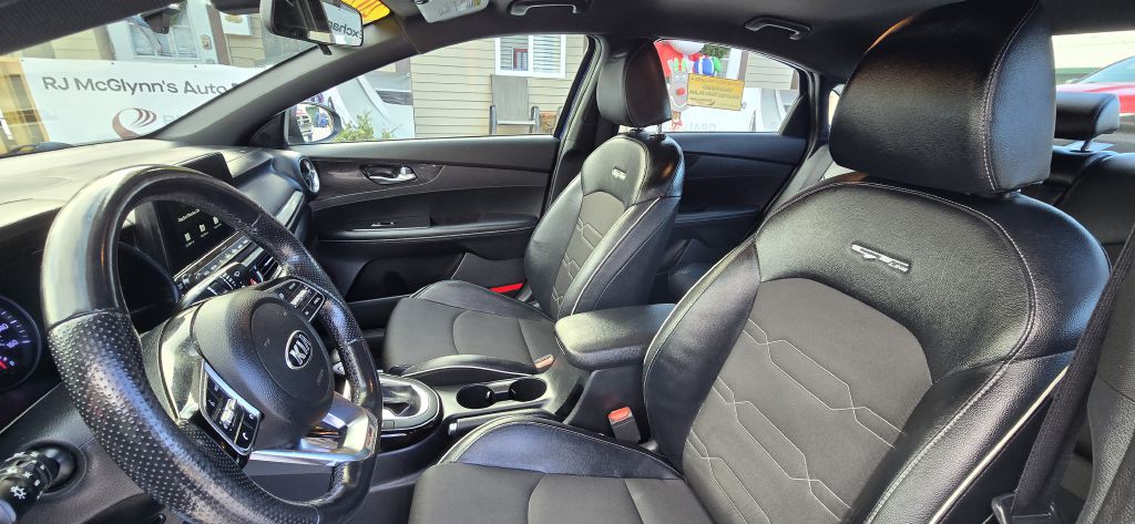 2021 Kia Forte Image 17