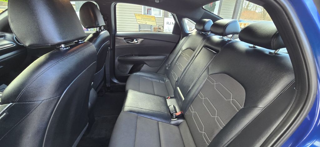 2021 Kia Forte Image 19
