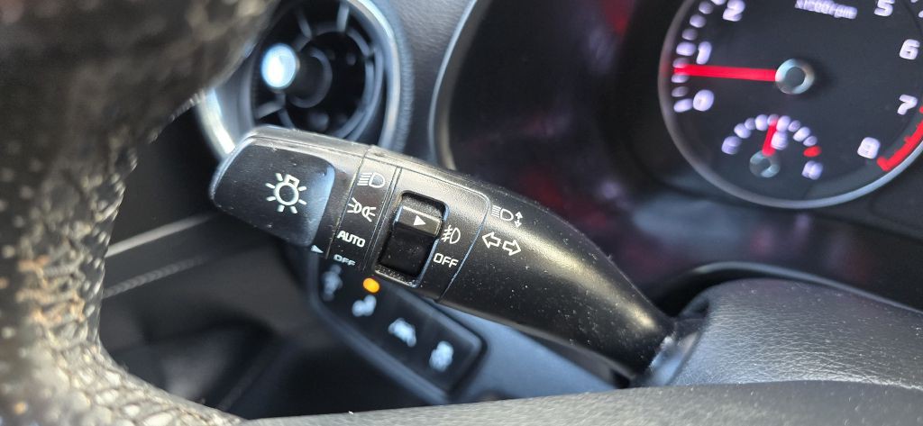 2021 Kia Forte Image 37