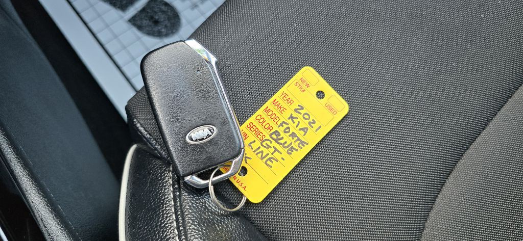 2021 Kia Forte Image 43