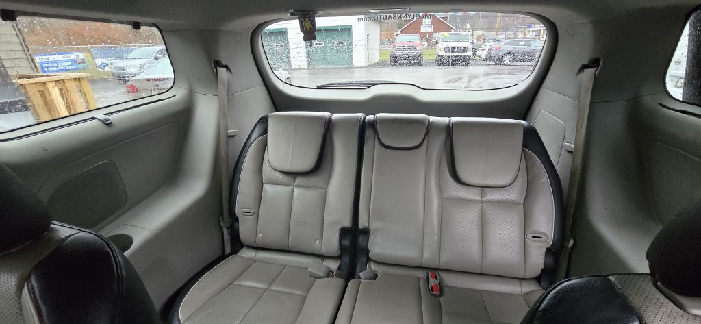 2019 Kia Sedona Image 18