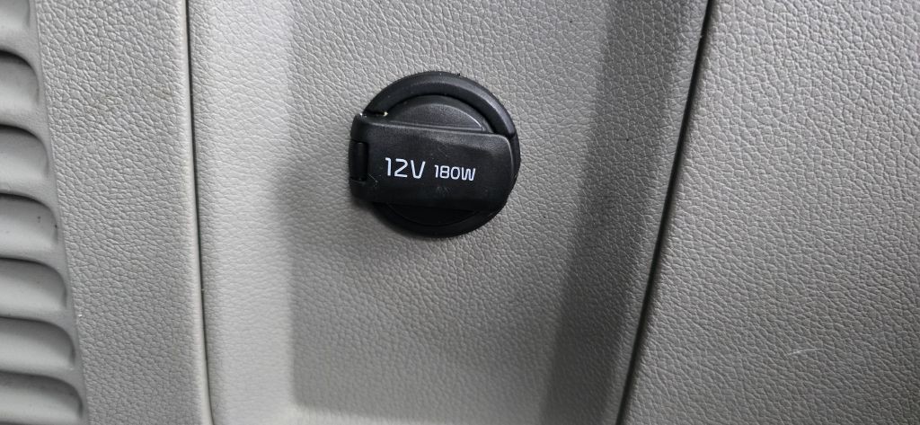 2019 Kia Sedona Image 25