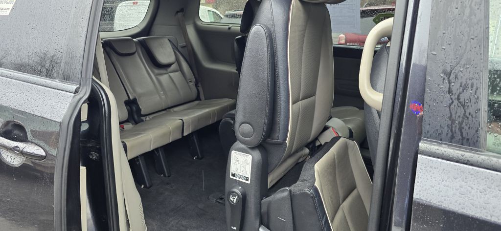 2019 Kia Sedona Image 28