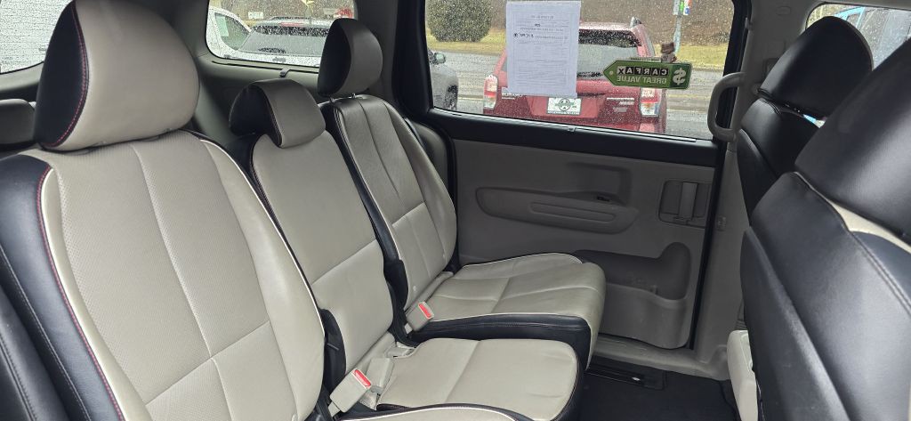 2019 Kia Sedona Image 31