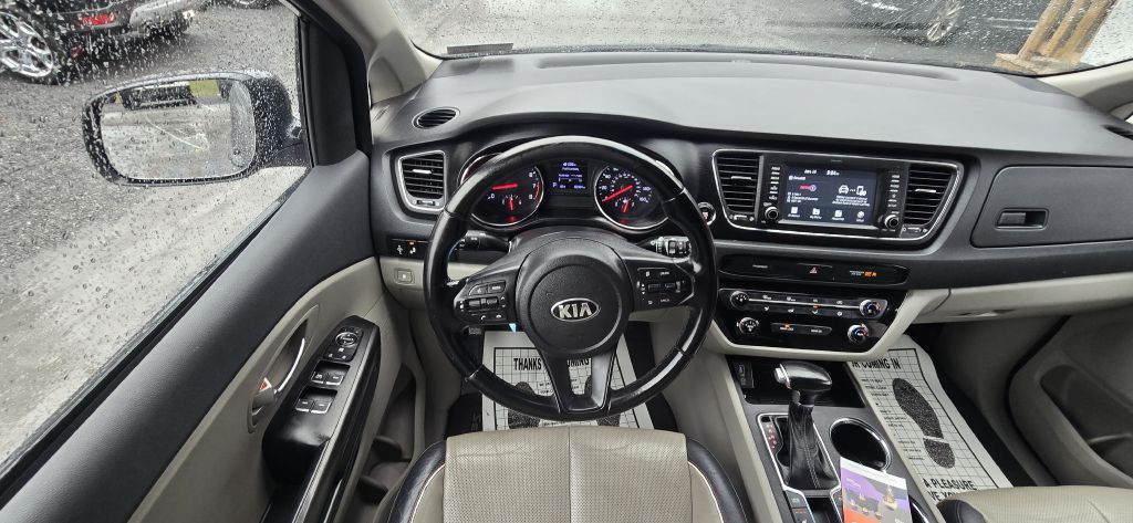 2019 Kia Sedona Image 50