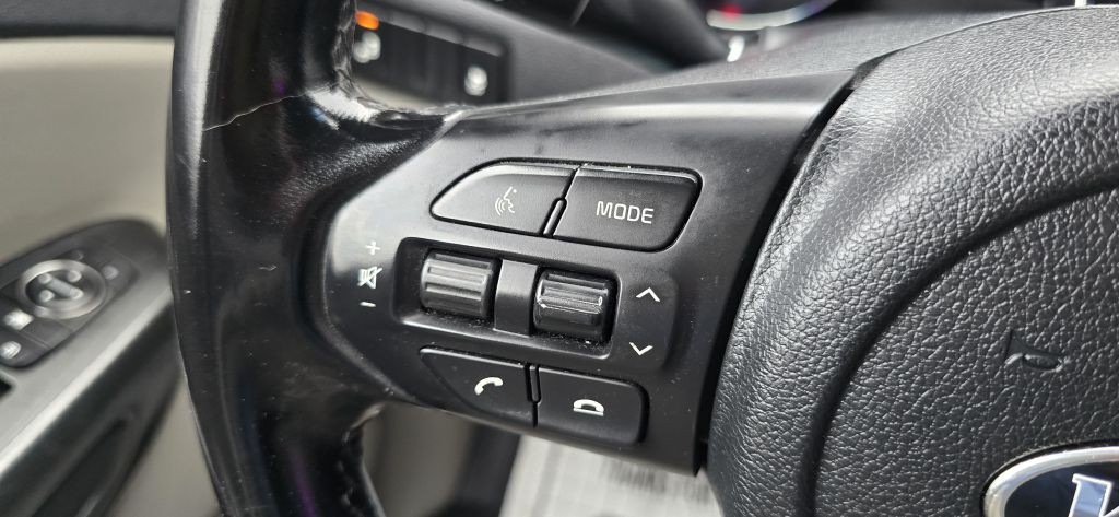 2019 Kia Sedona Image 52