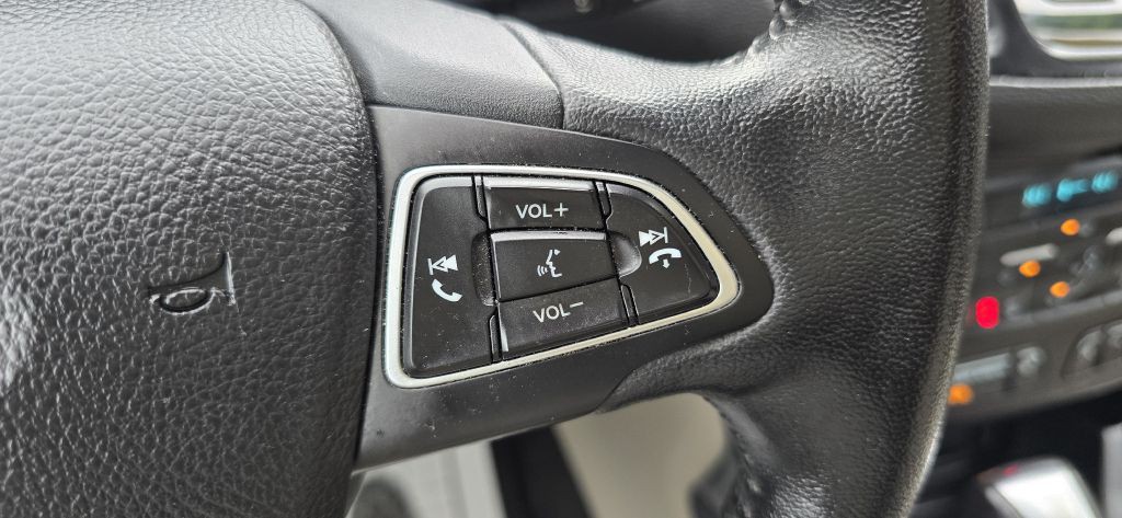 2019 Ford Escape Image 43