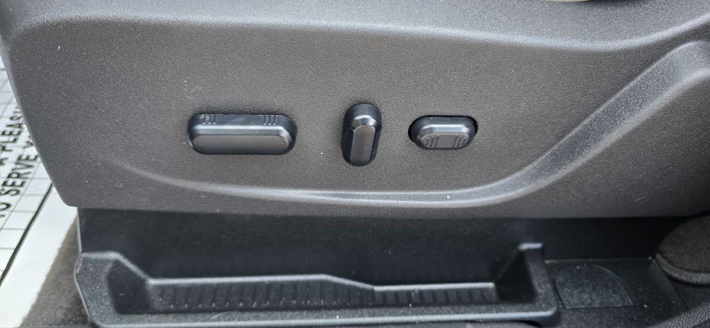 2019 Ford Escape Image 16