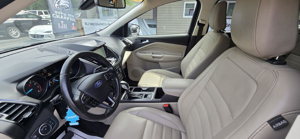 2019 Ford Escape Image 18