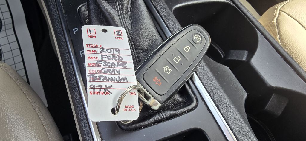 2019 Ford Escape Image 60