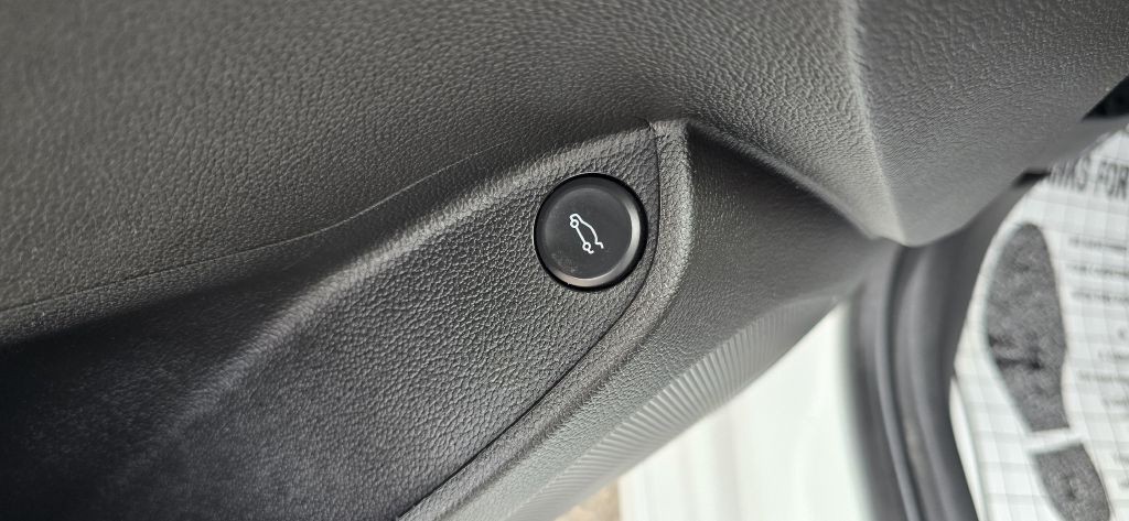 2019 Chevrolet Cruze Image 16