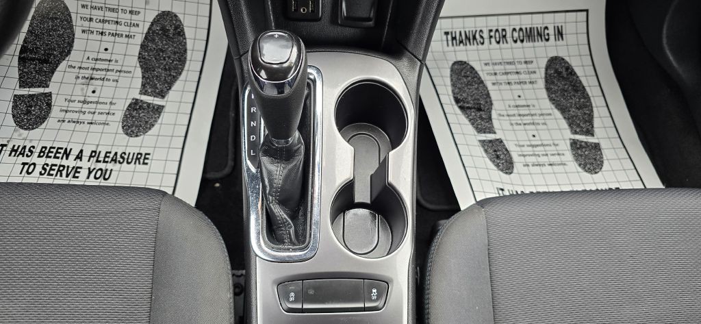 2019 Chevrolet Cruze Image 32