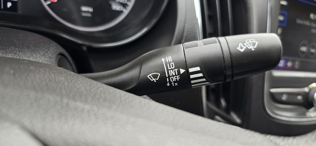 2019 Chevrolet Cruze Image 38