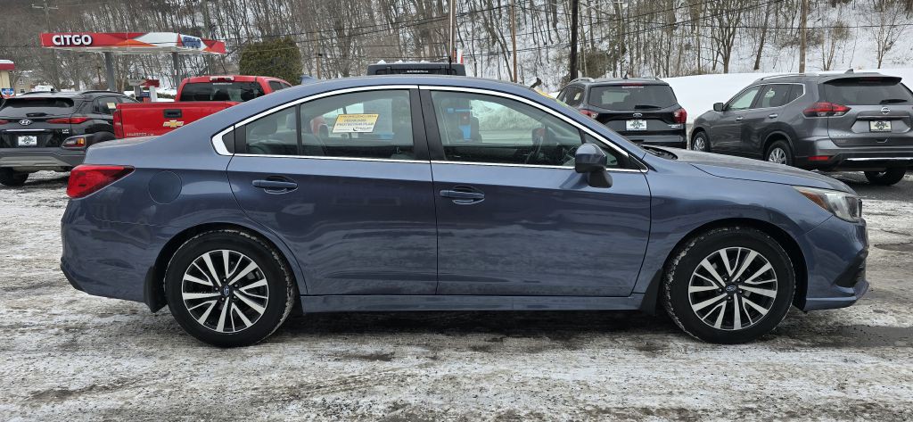 2018 Subaru Legacy Image 4