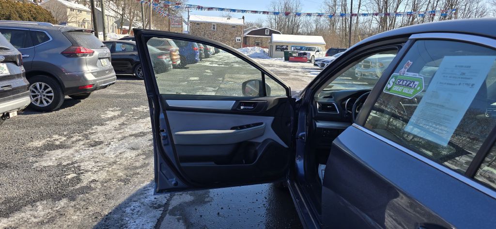 2018 Subaru Legacy Image 18