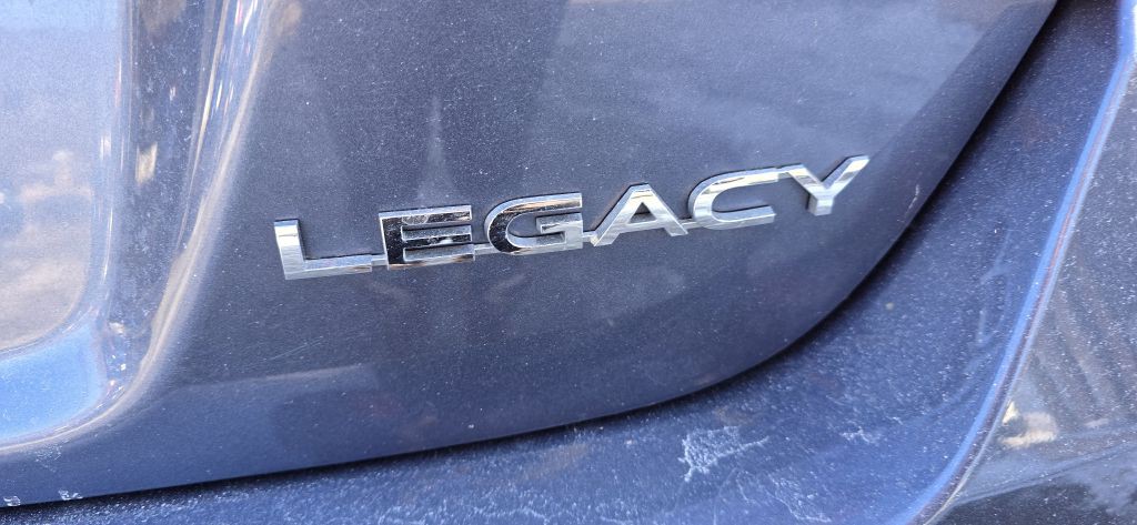 2018 Subaru Legacy Image 32