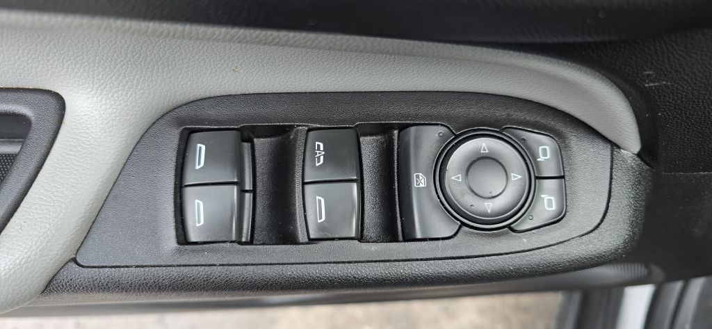 2019 Chevrolet Equinox Image 16