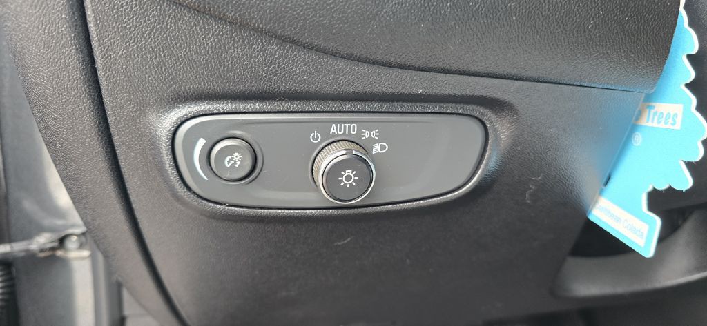 2019 Chevrolet Equinox Image 19