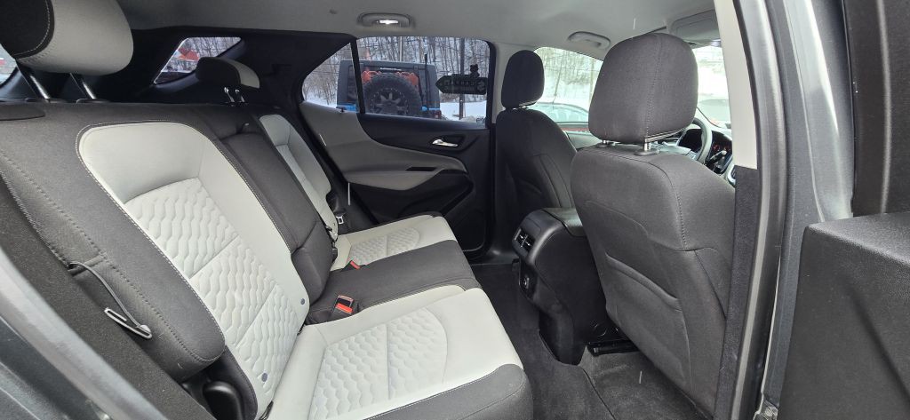 2019 Chevrolet Equinox Image 27