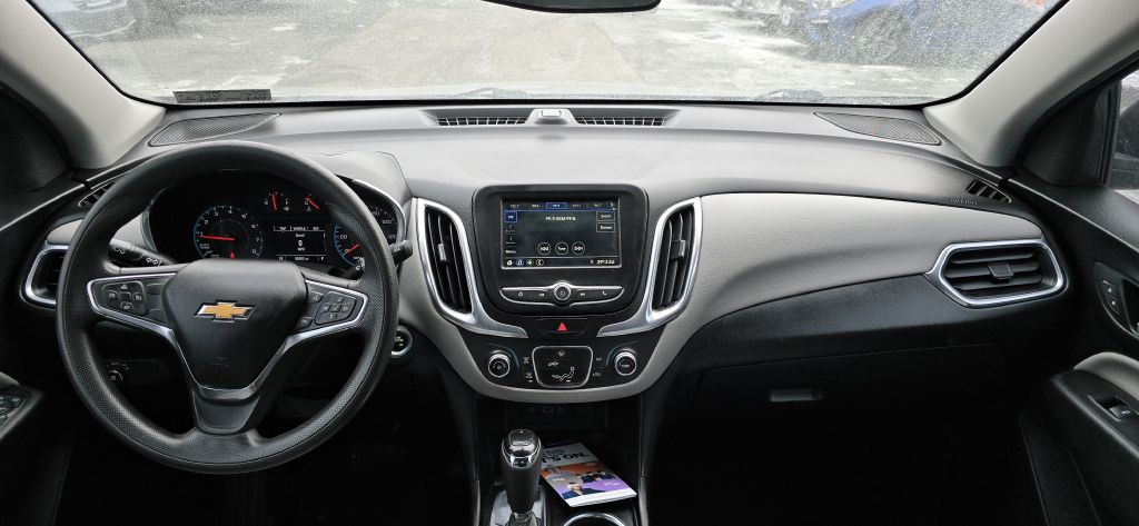 2019 Chevrolet Equinox Image 32