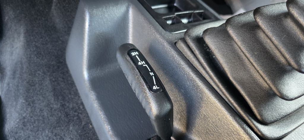 2003 Jeep Wrangler Image 17