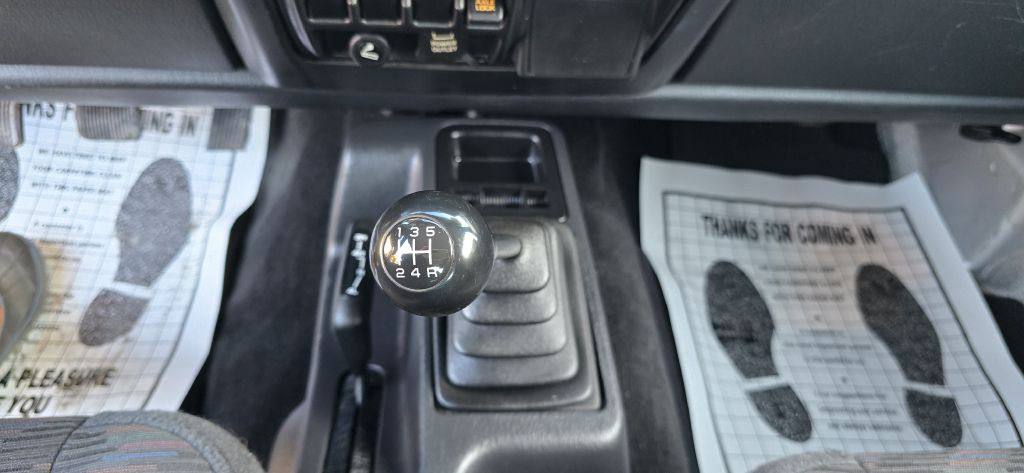 2003 Jeep Wrangler Image 22