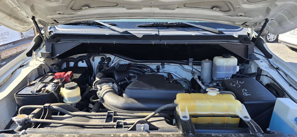 2018 Nissan NV Image 28