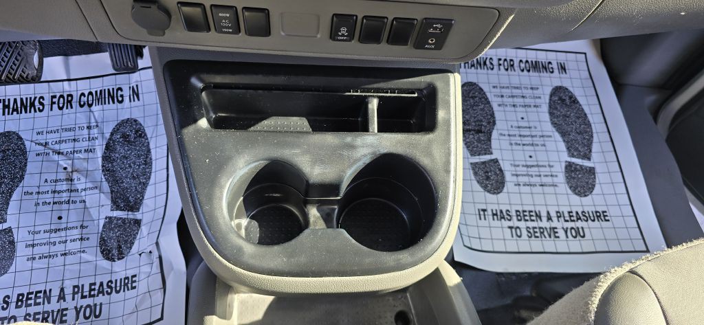 2018 Nissan NV Image 31