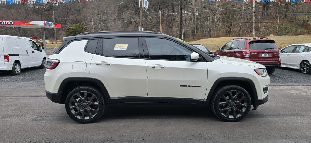 2019 Jeep Compass Image 1