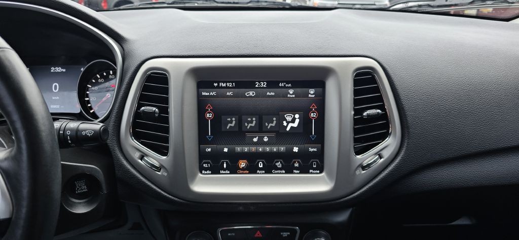 2019 Jeep Compass Image 15