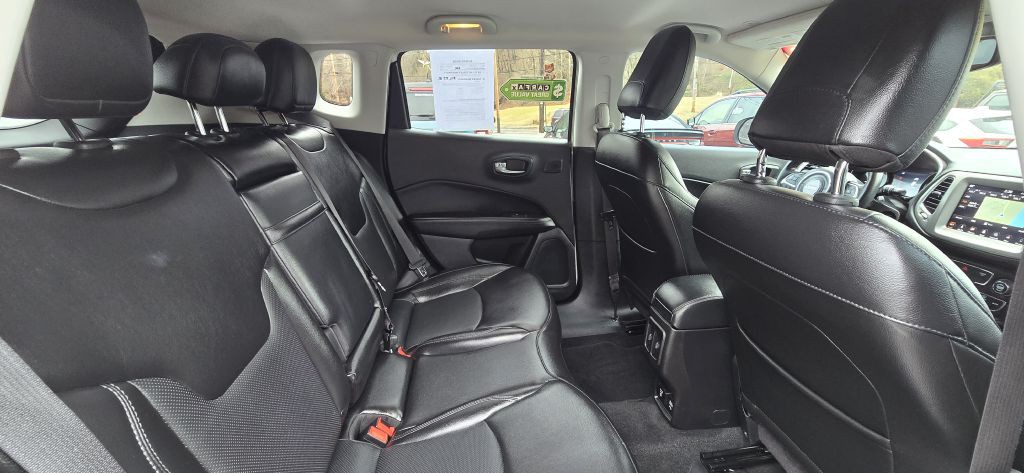 2019 Jeep Compass Image 48