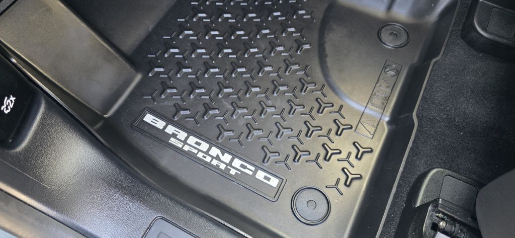 2021 Ford Bronco Image 16