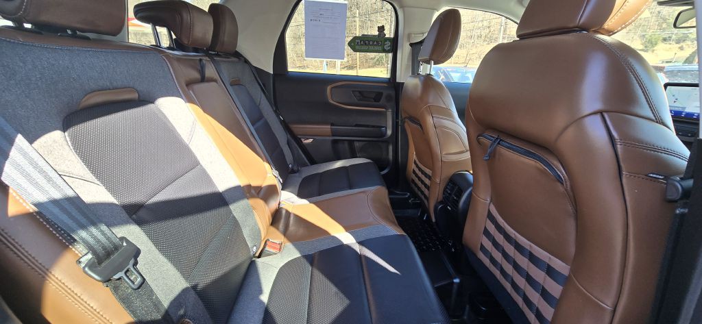 2021 Ford Bronco Image 34