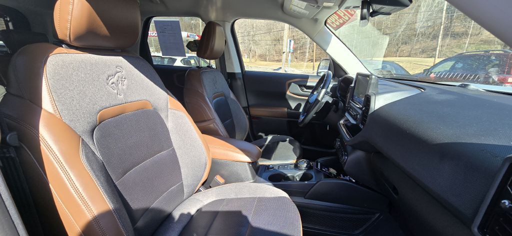 2021 Ford Bronco Image 38