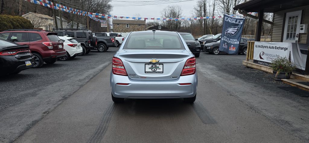 2018 Chevrolet Sonic Image 6