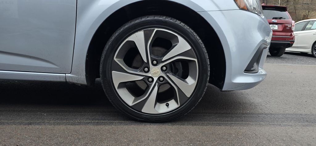 2018 Chevrolet Sonic Image 8